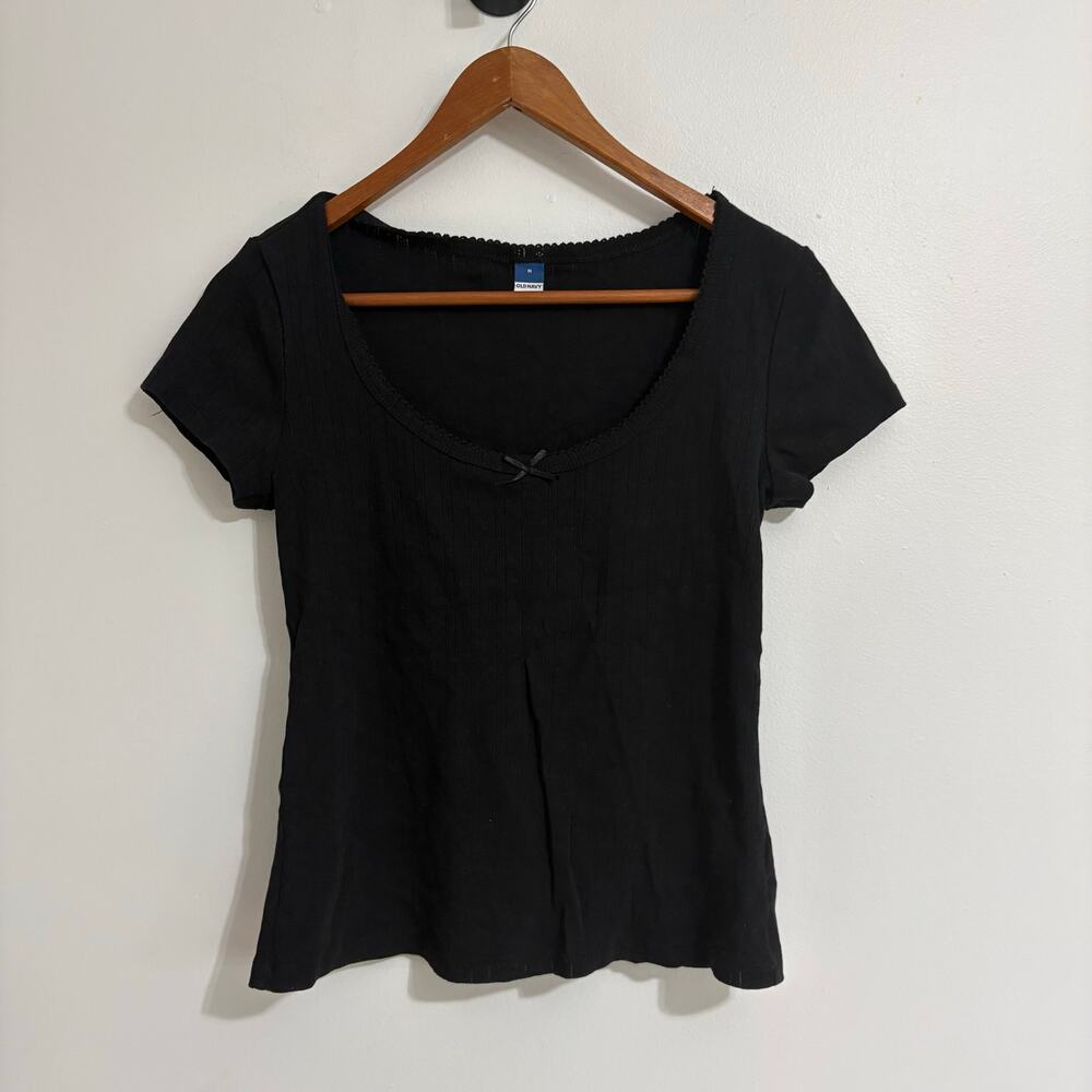 Women's Old Navy Medium Whimsygoth Fairy Basic Black Tee Bow Lace Neckline